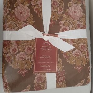 **Pottery Barn Sabyasachi Maharani King Duvet Cover
